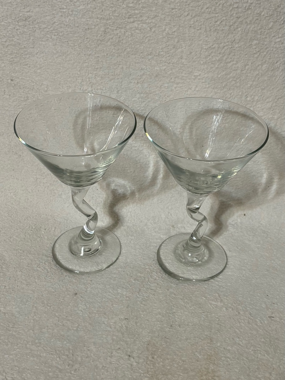 Set of 2 Clear Twisted Stem Cocktail Glasses